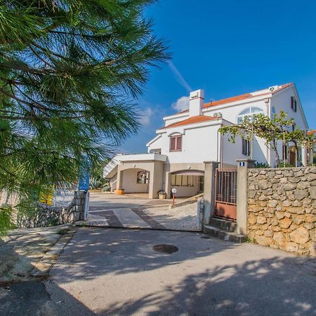 Apartments Grand & Plav In Krk Krk Town Exterior photo