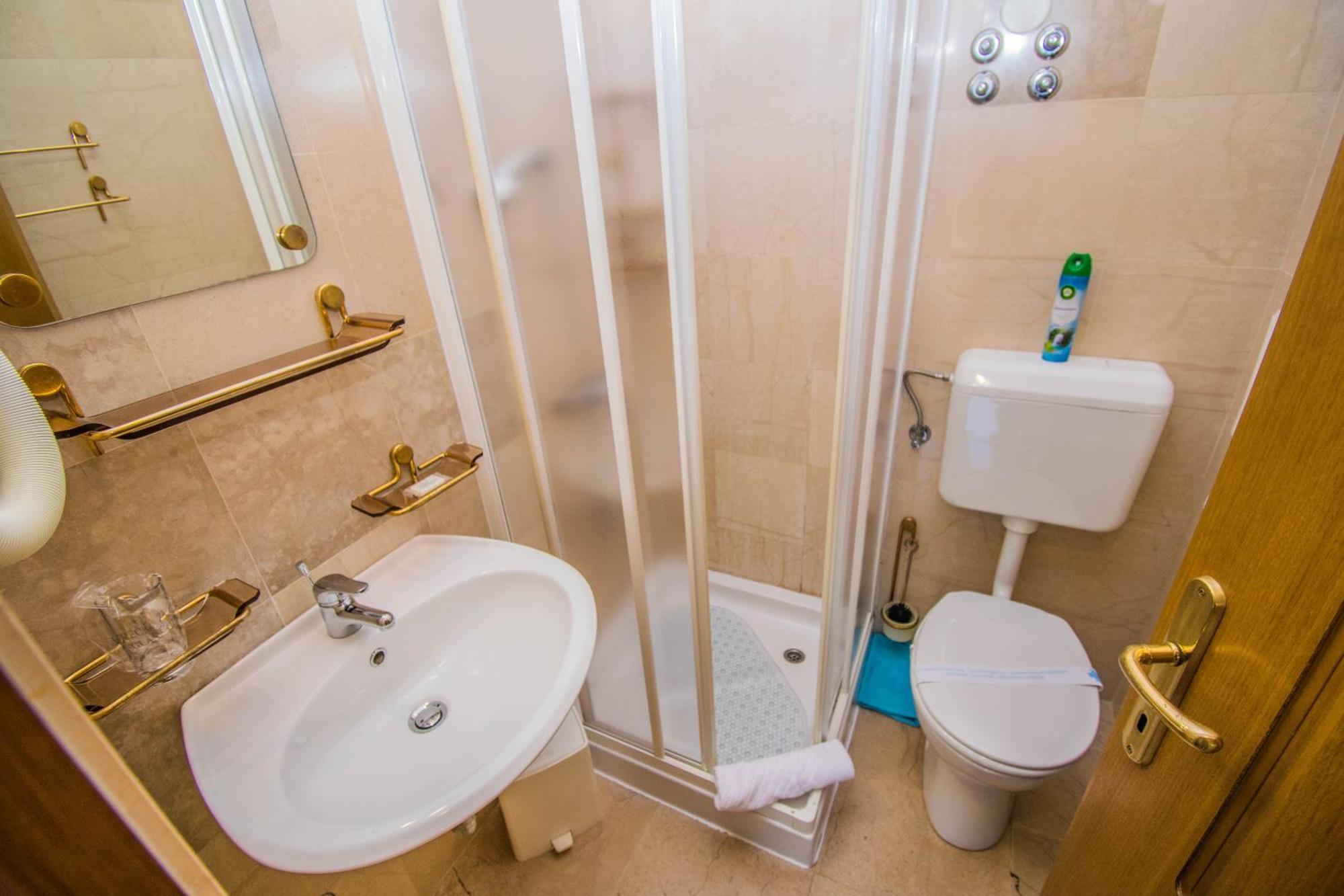 Apartments Grand & Plav In Krk Krk Town Exterior photo